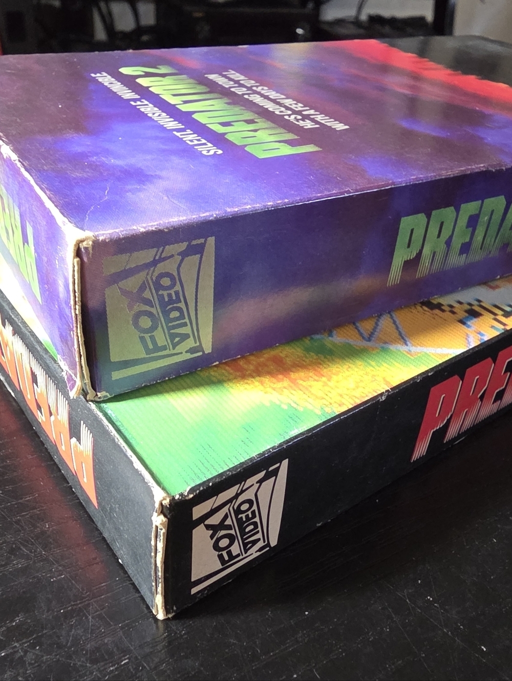 Predator 1 & Predator 2 VHS Tapes Lot Schwarzenegger Sci Fi Action Horror MO - Picture 2 of 4